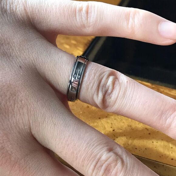 Sterling Silver Cross Band Ring Size 6 - Picture 8 of 9